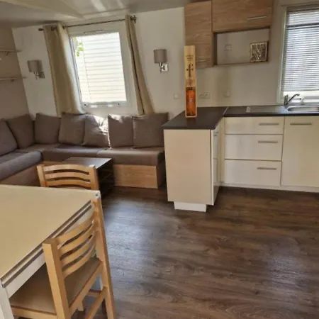 Mobilhome 8pers Les Sables Du Midi